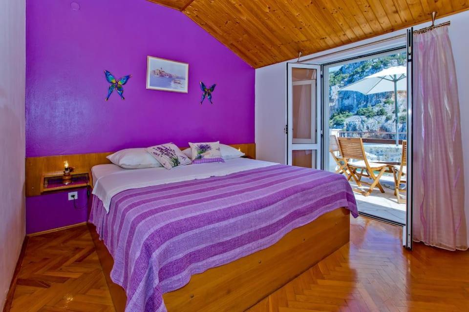 Mateljan * Zastražišće